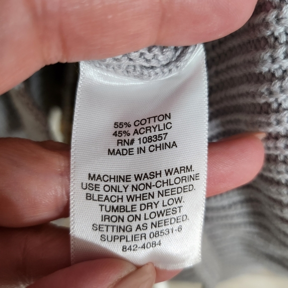 A.n.a. Grey Oversized Knit Sweater - Picture 4 of 5